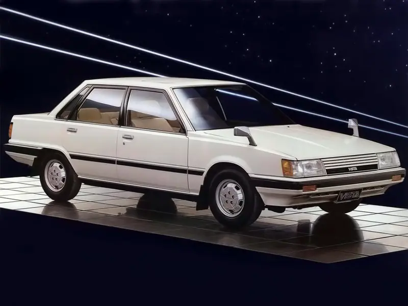 Toyota Vista (SV10, SV11, CV10) 1 поколение, седан (04.1982 - 05.1984)
